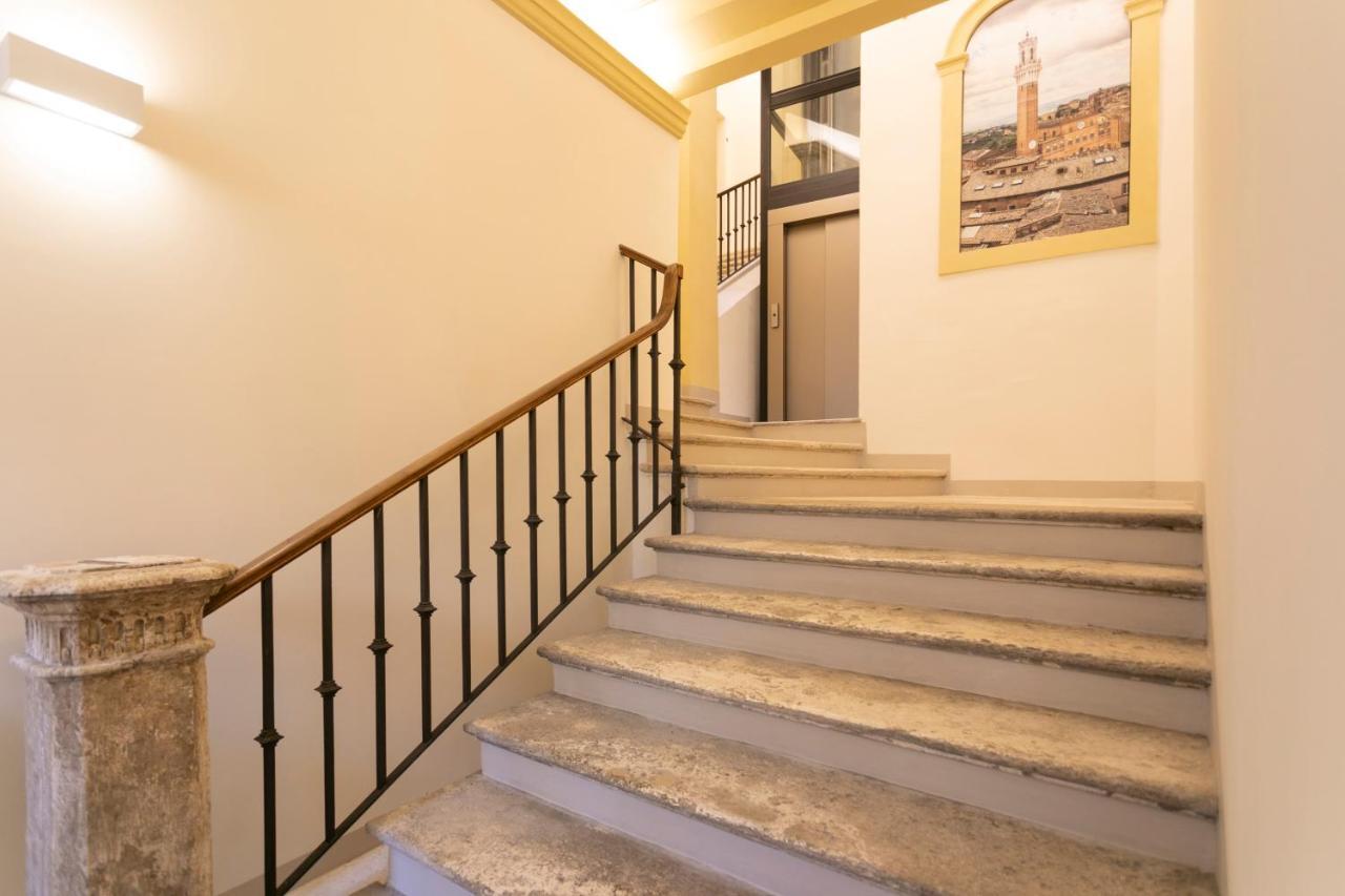 Palazzo Rinuccini Torre Apartment Siena Exterior photo