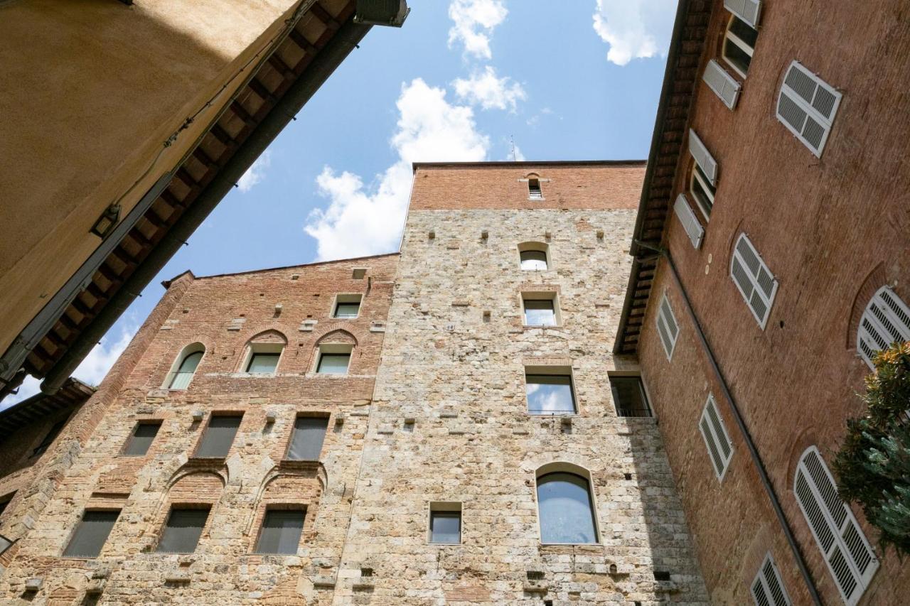 Palazzo Rinuccini Torre Apartment Siena Exterior photo